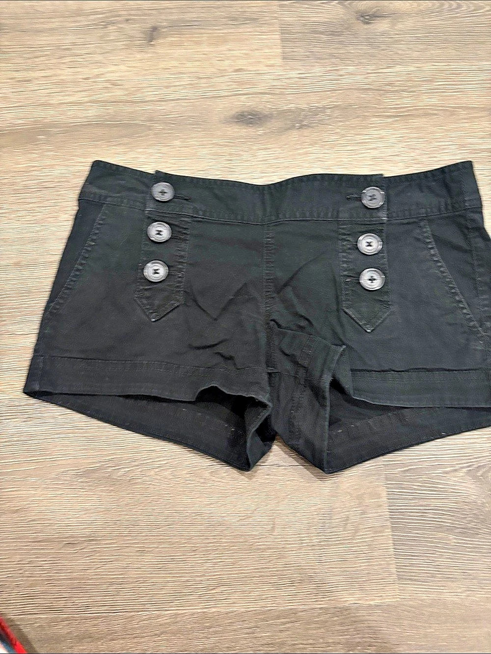 Express Cargo Shorts in Black Size 4